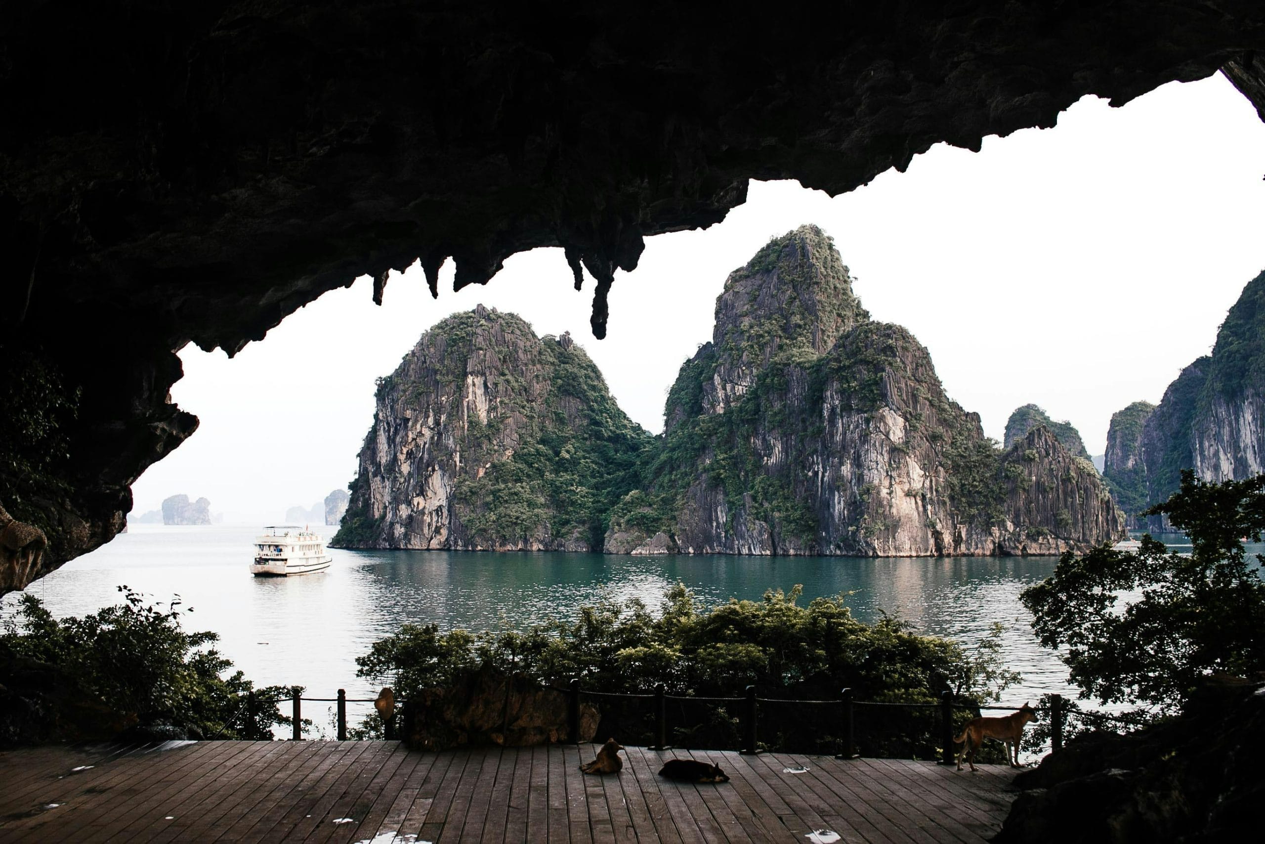 The Art of Stillness: Hidden Luxury Destinations Asia An evocative view of hidden luxury destinations Asia featuring traditional heritage architecture and serene gardens.