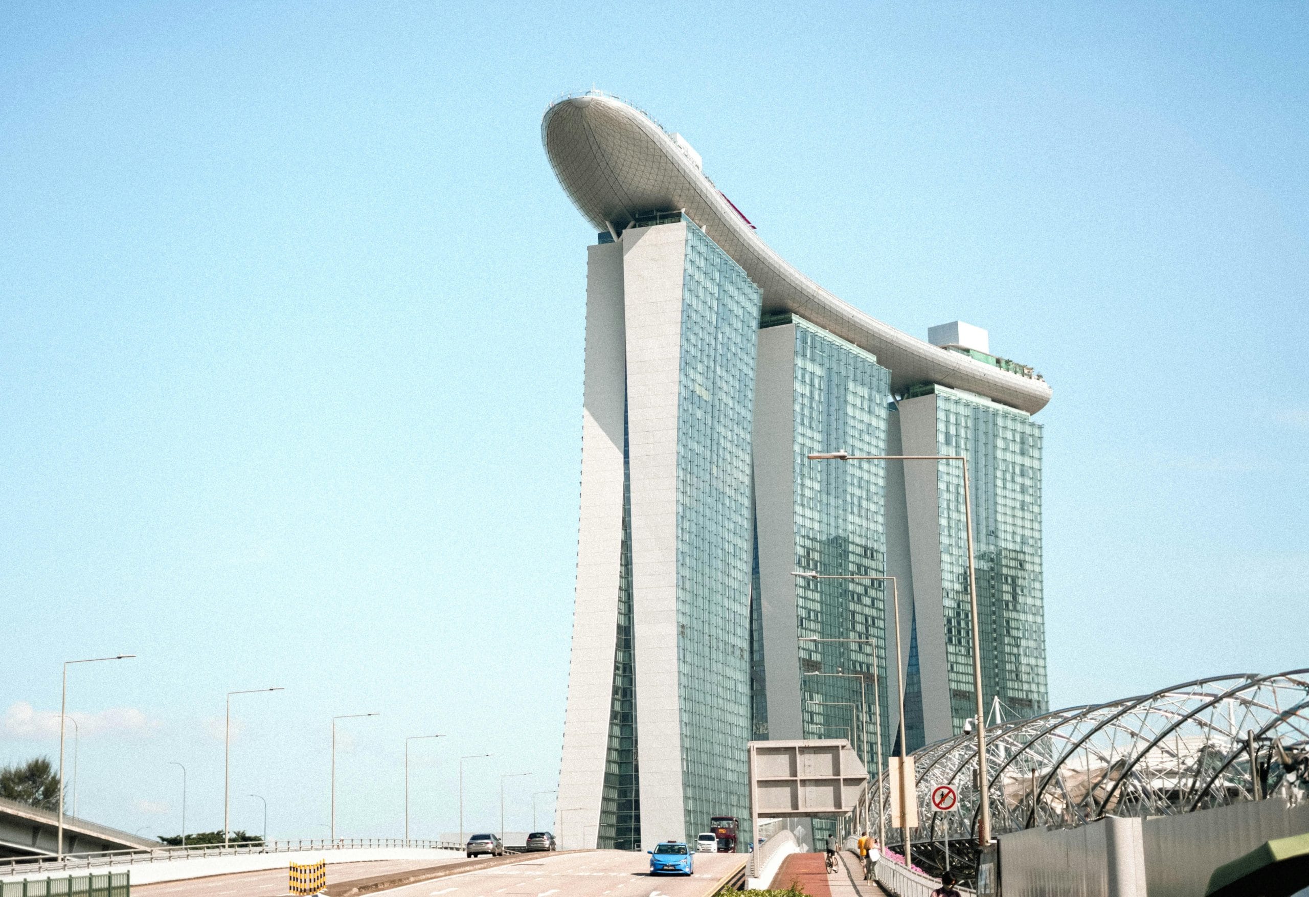 The Most Exclusive Luxury Hotels Singapore Has to Offer Aerial view of luxury hotels and the iconic Singapore skyline
