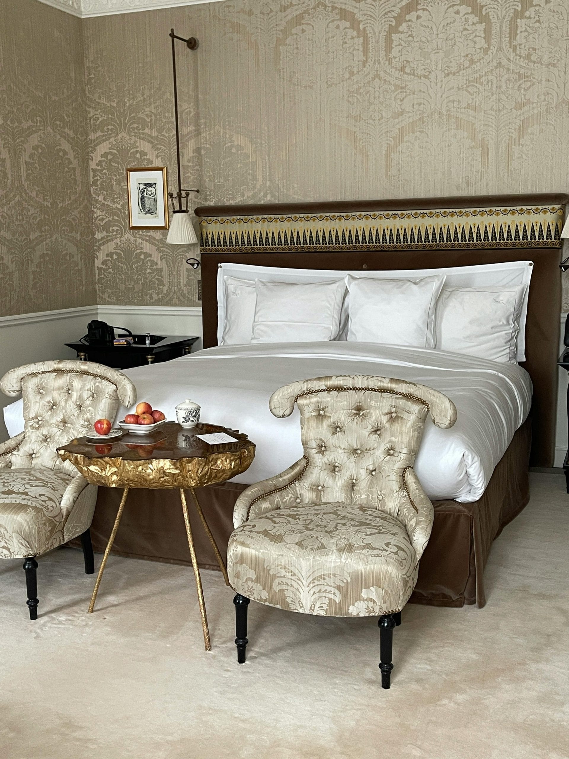 Luxury Stays in Paris: A First-Timer's Guide to Refined Hotels Luxury hotel suite in Paris with Eiffel Tower view.