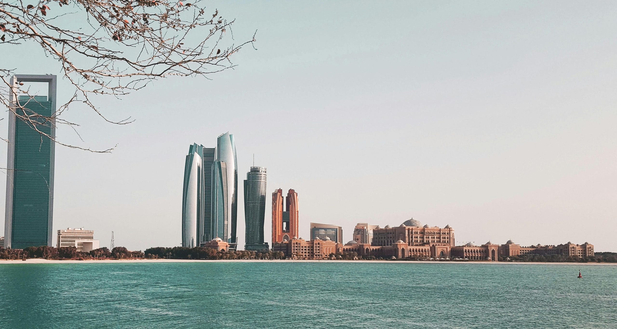 A scenic view of Abu Dhabi luxury resorts and architecture