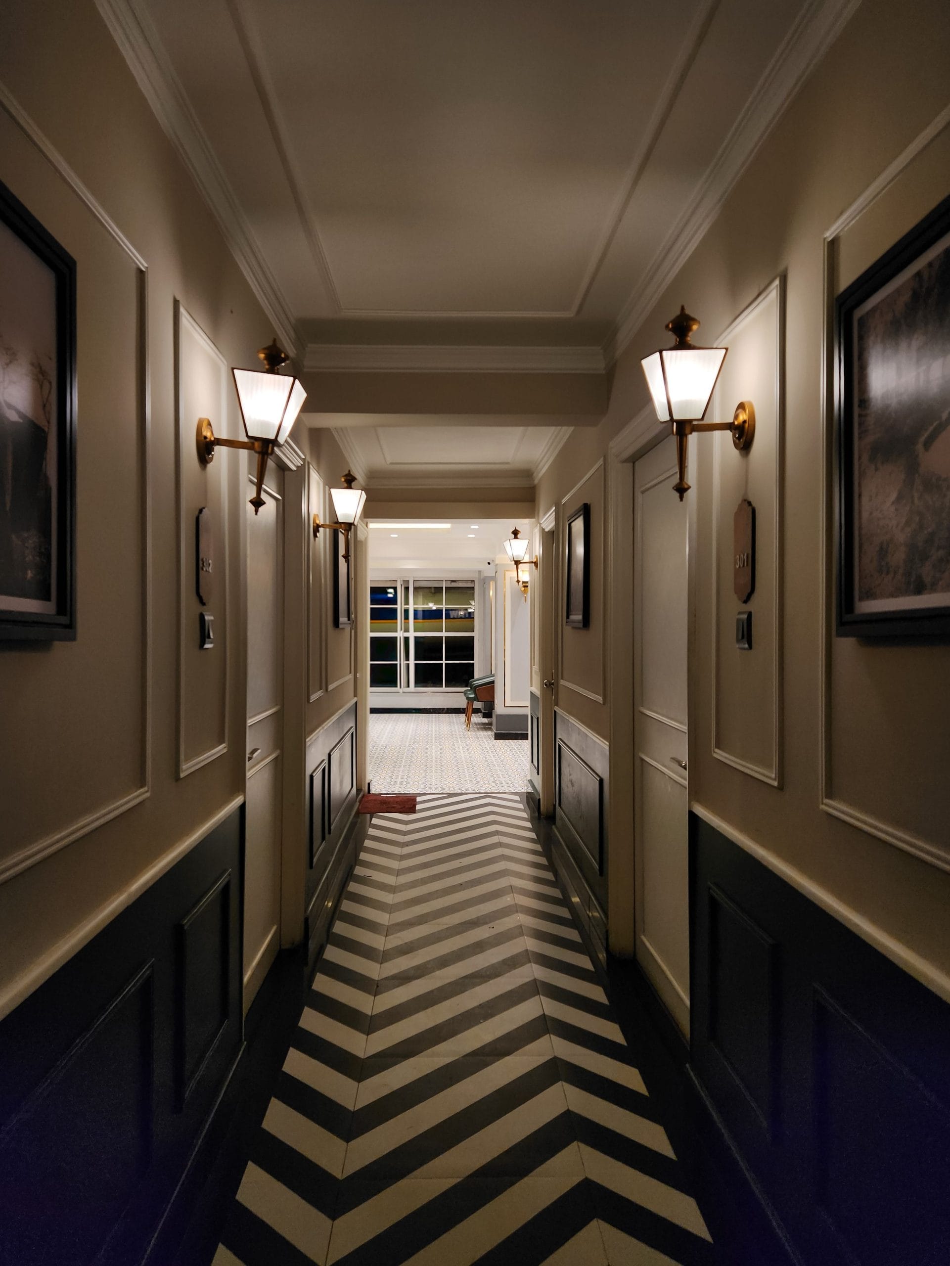 The Allure of Cinematic Luxury Hotels for Legendary Escapes Interior of cinematic luxury hotels featuring elegant design