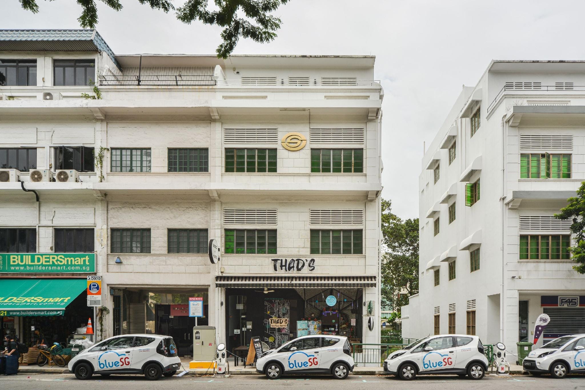 Thad’s Boutique Hostel Review and Singapore Stay Guide