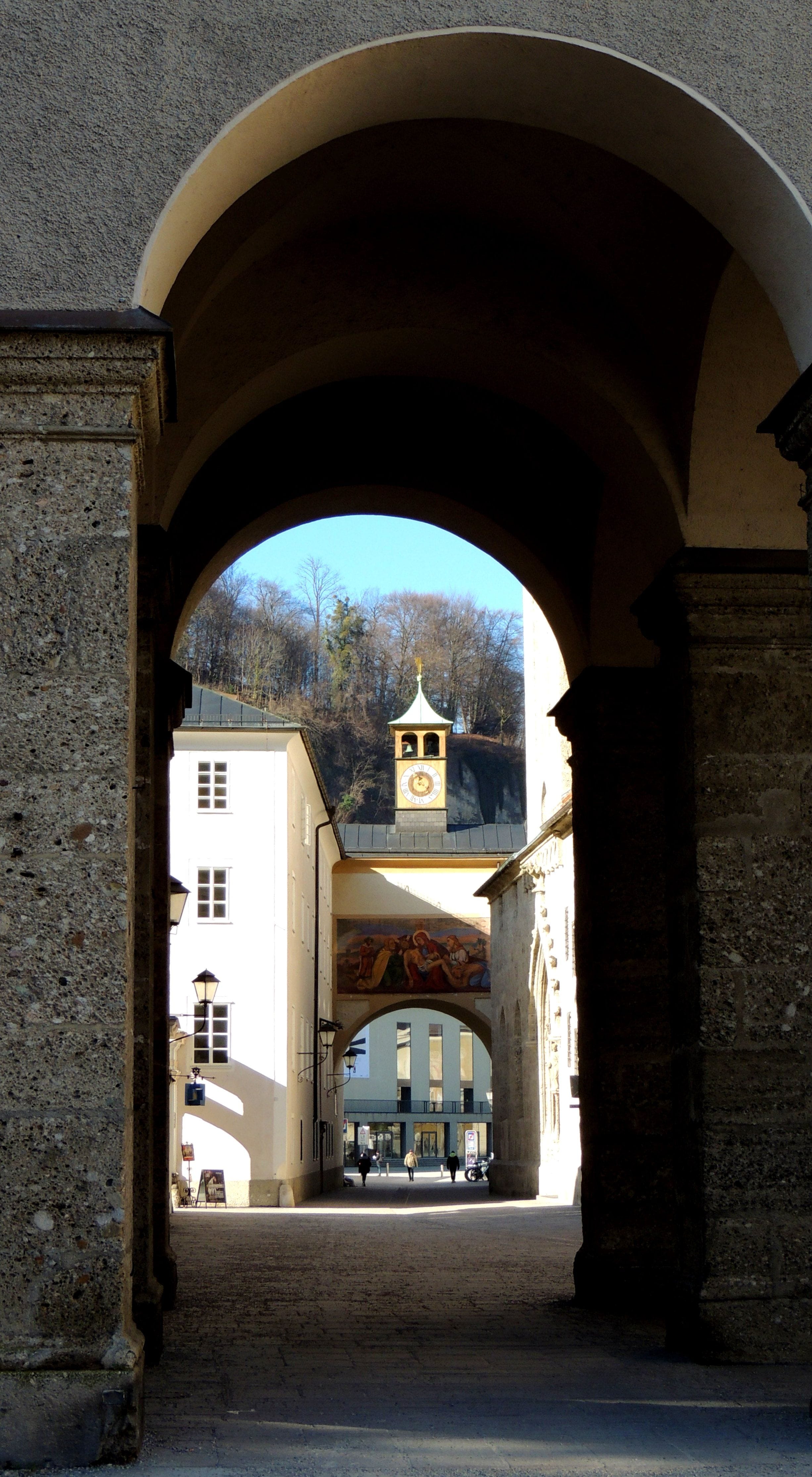 A scenic view for the Hof Bei Salzburg city guide