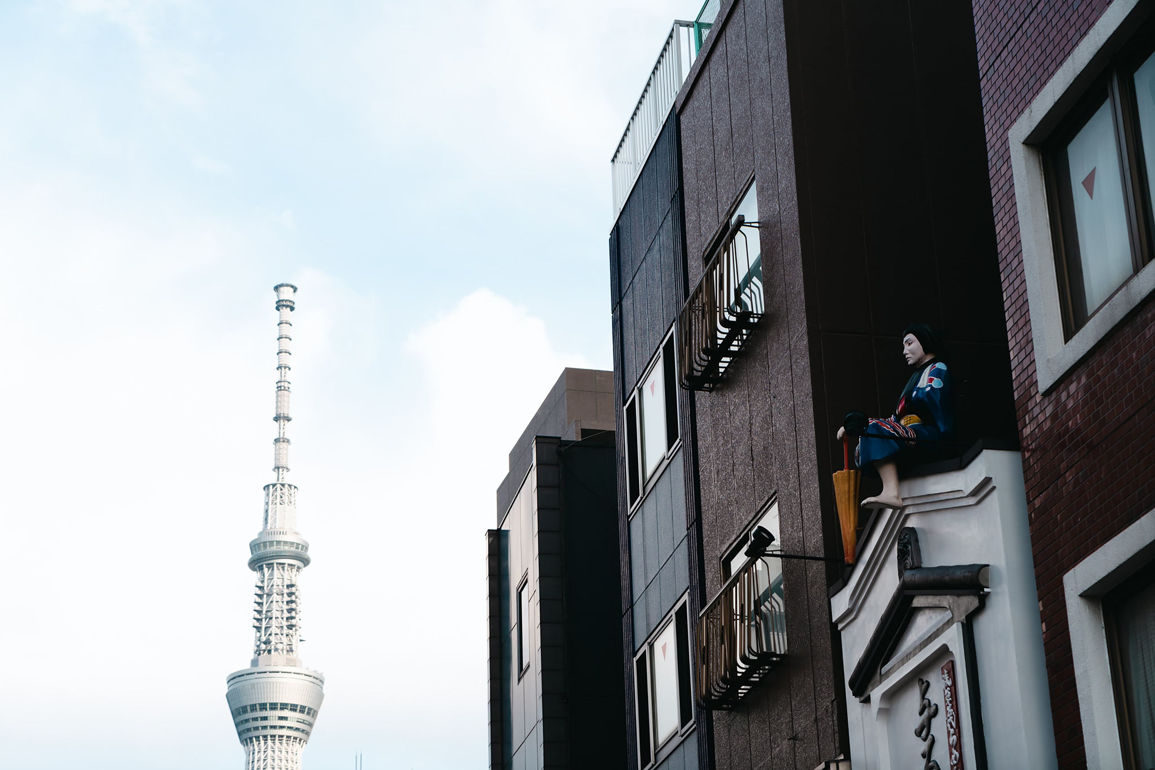 A serene alleyway providing Tokyo boutique escape inspiration in Japan.