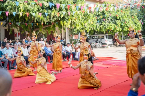 Refined scenery for a Battambang travel guide